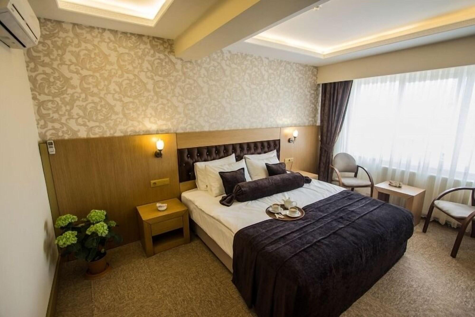 Soylu Hotel Bolu Bagian luar foto