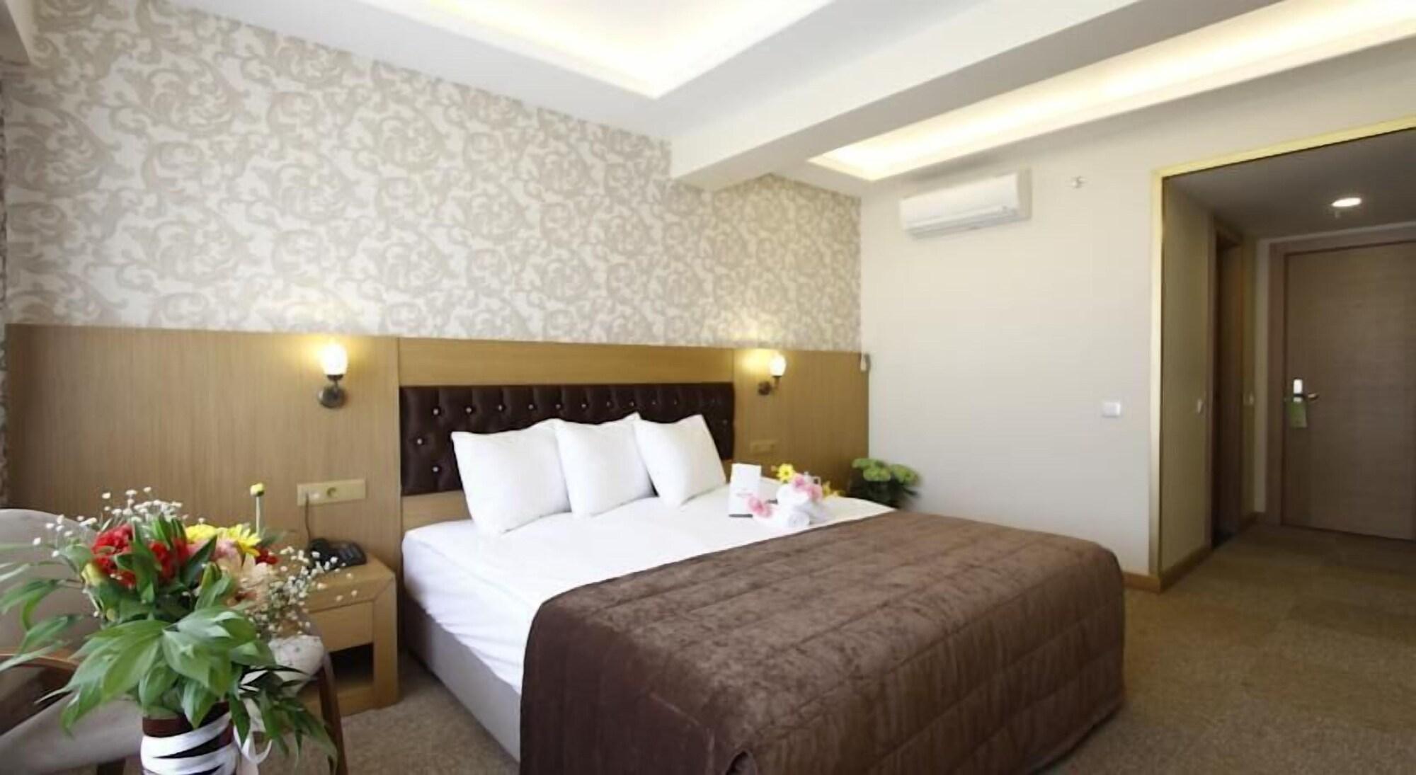 Soylu Hotel Bolu Bagian luar foto