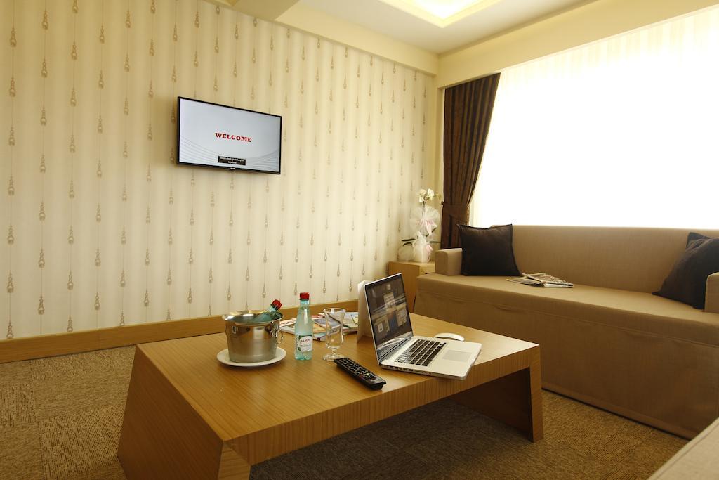 Soylu Hotel Bolu Bagian luar foto