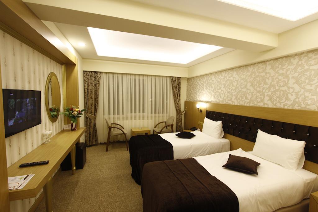 Soylu Hotel Bolu Bagian luar foto
